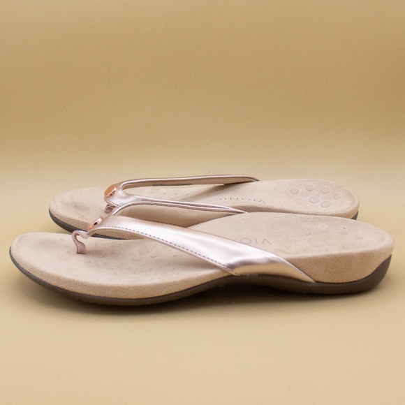 Vionic Davina Gold Champagne Sandals Women's Size 9 - Picture 1 of 6